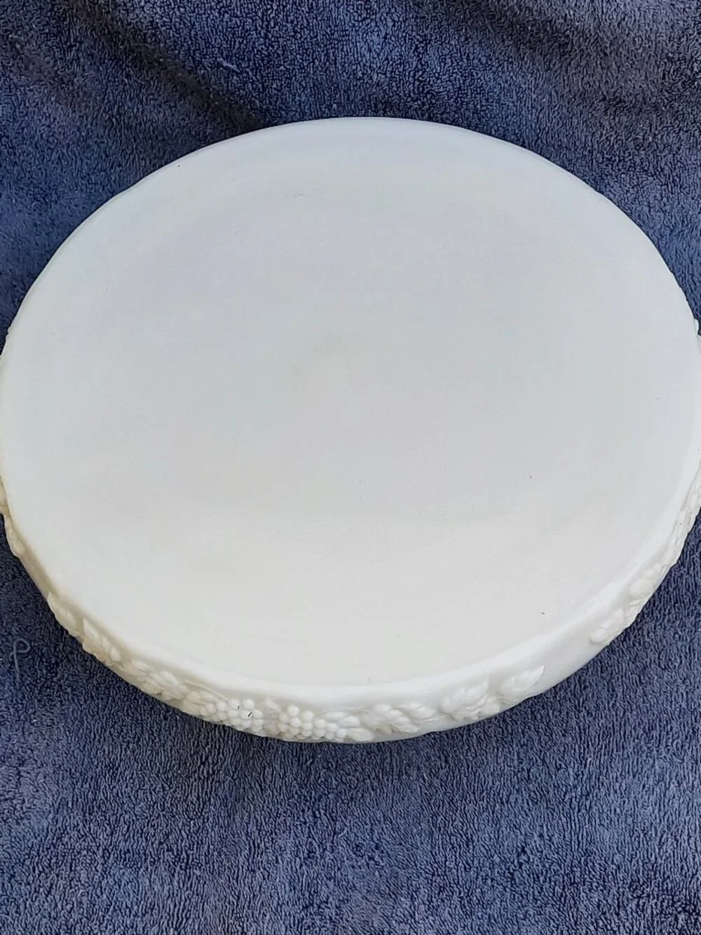 Vintage Westmoreland Milk Glass Cake Stand Paneled Grape Pattern Pedestal 11.5